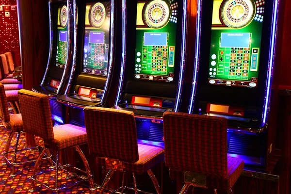 Active multiplier zones Multiplier numbers highlighted on Lightning Roulette wheel